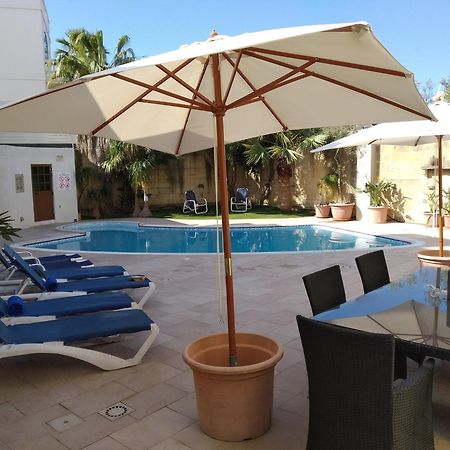 Villa Naxxar Malta エクステリア 写真