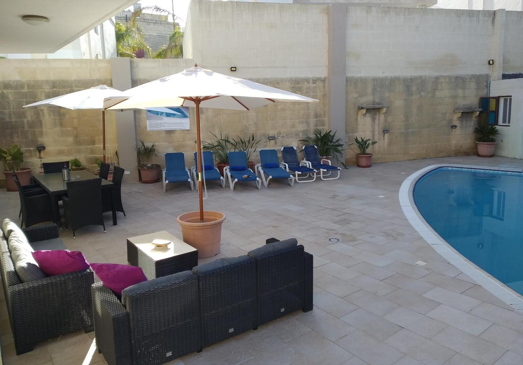 Villa Naxxar Malta エクステリア 写真