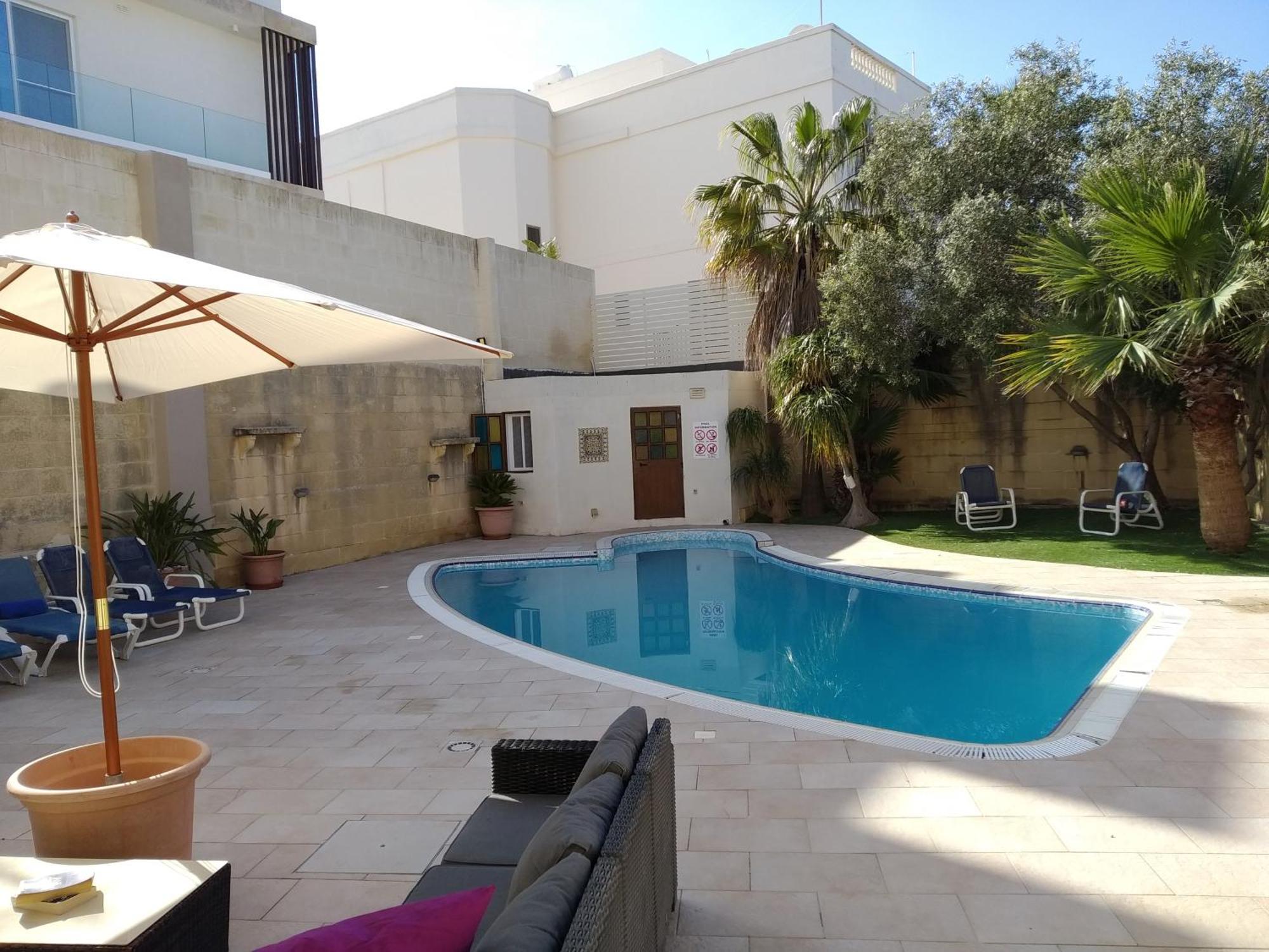 Villa Naxxar Malta エクステリア 写真