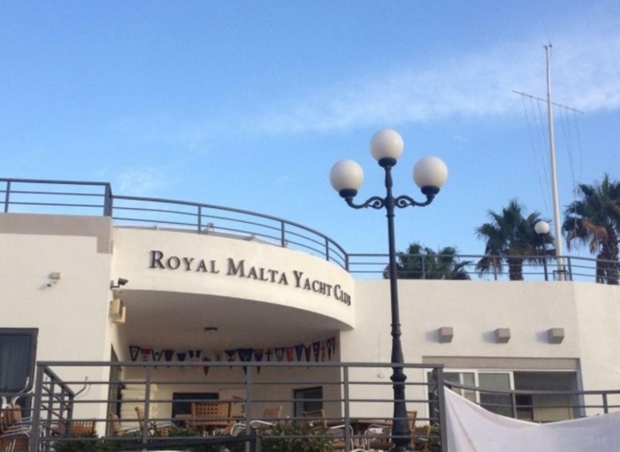 Villa Naxxar Malta エクステリア 写真